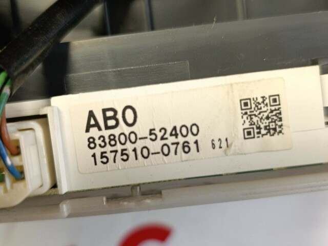 Щиток приборов TOYOTA Platz 