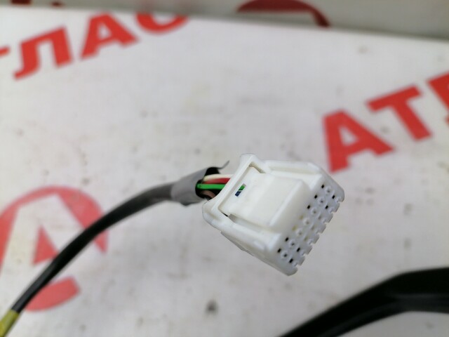 Зеркало TOYOTA Avensis 