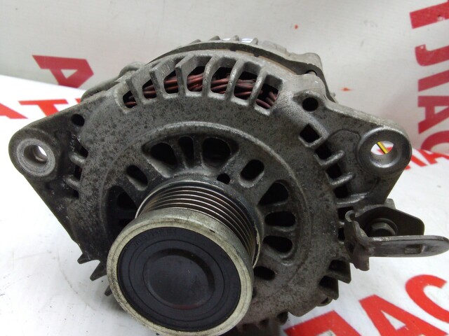 Генератор NISSAN Serena QR20-DE