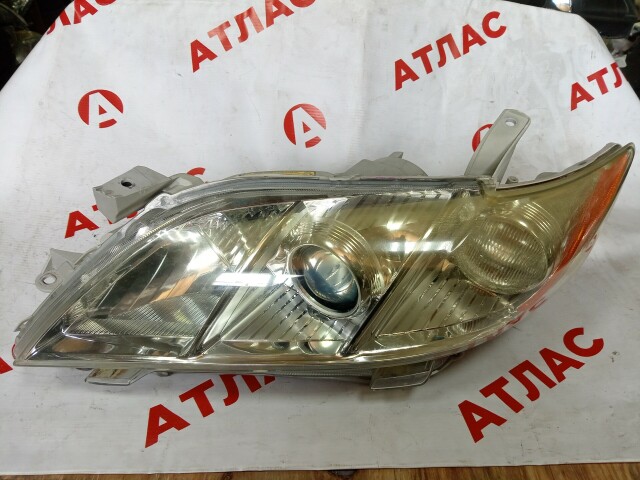 Фара TOYOTA Camry 