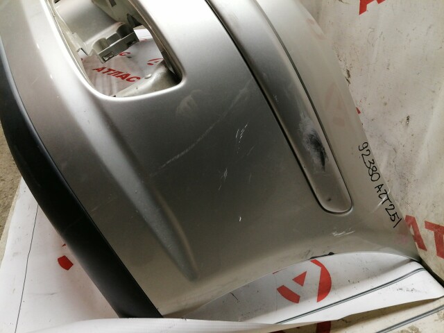 Бампер передний TOYOTA Avensis 