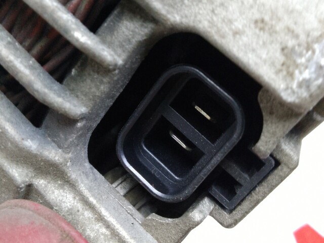 Генератор NISSAN Serena QR20-DE