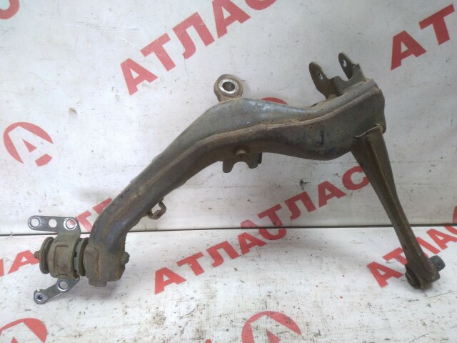 Рычаг TOYOTA Avensis 