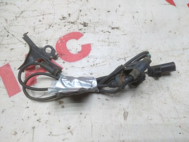 Датчик ABS TOYOTA Vitz 