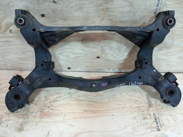 Балка задняя NISSAN Sunny 