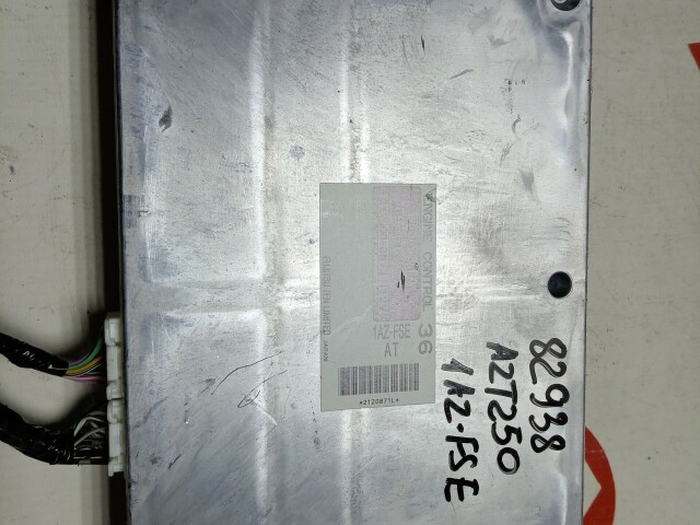 Компьютер TOYOTA Avensis 1AZ-FSE