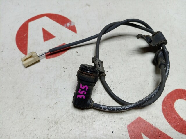 Датчик ABS TOYOTA Ist 
