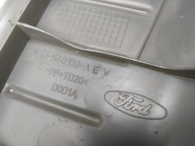 Накладка замка багажника FORD Kuga 