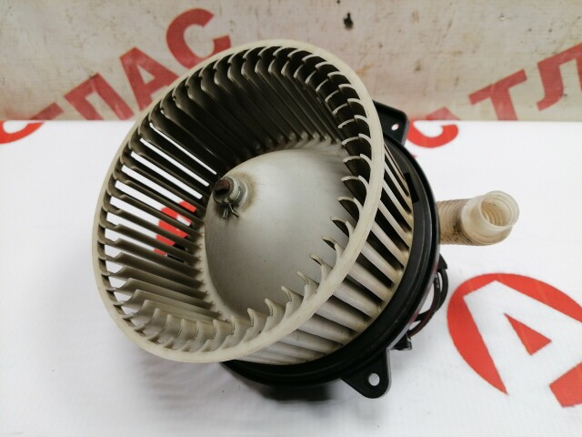 Моторчик печки MAZDA Premacy 