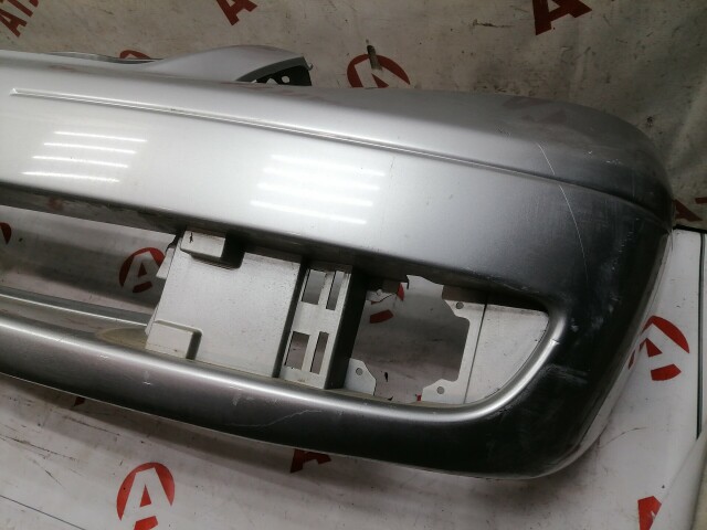 Бампер передний NISSAN Sunny 