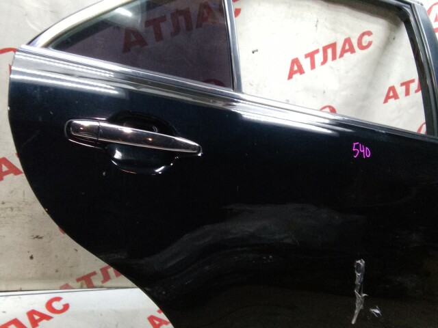 Дверь TOYOTA Camry 