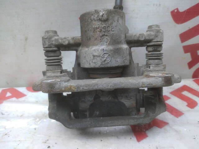 Суппорт TOYOTA Avensis 1ZZ-FE