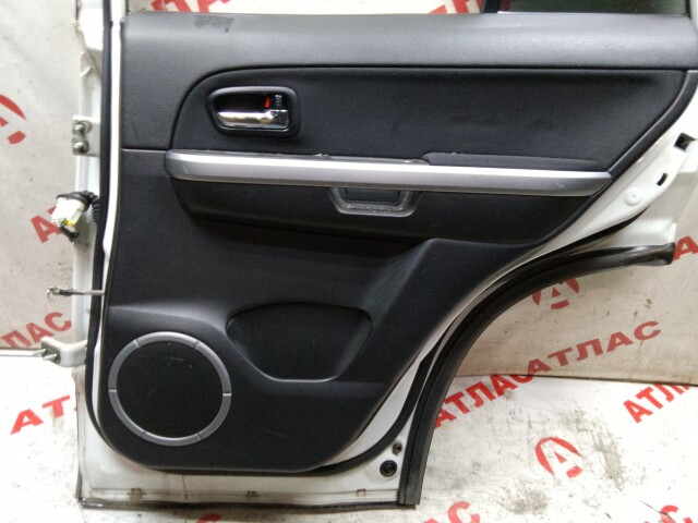 Дверь SUZUKI Escudo 