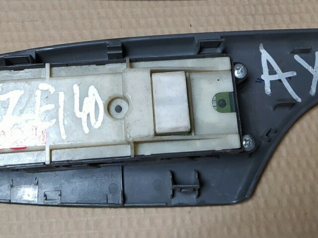 Блок управления стеклоподъемниками TOYOTA Corolla Axio 