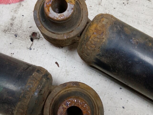 Амортизатор TOYOTA Estima 