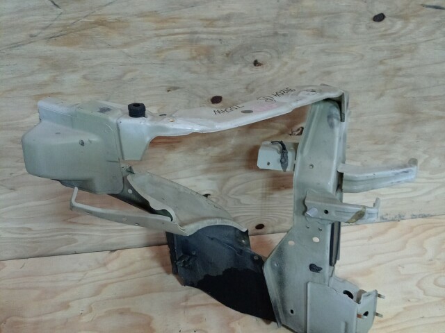 Телевизор SUZUKI Escudo 