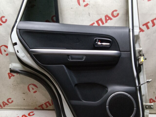 Дверь SUZUKI Escudo 