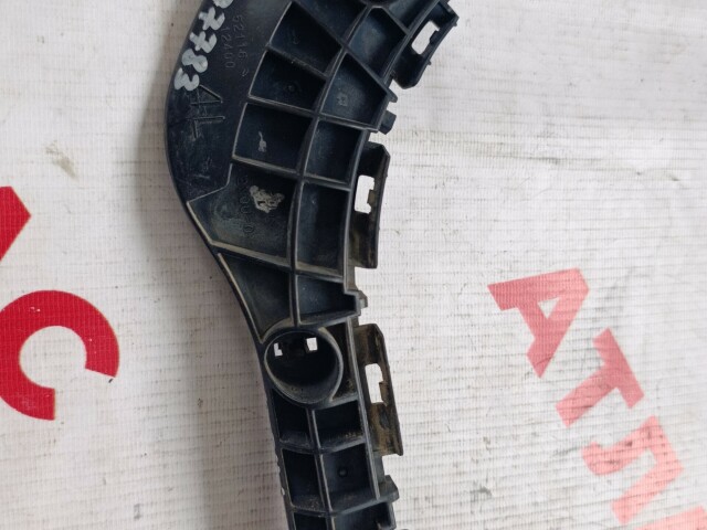 Крепление бампера TOYOTA Corolla Fielder 