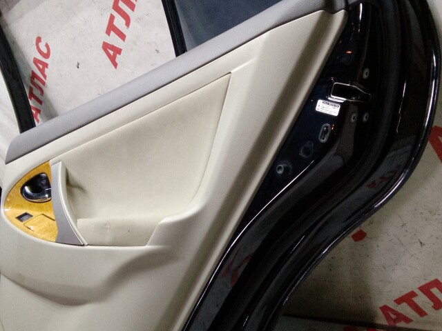 Дверь TOYOTA Camry 