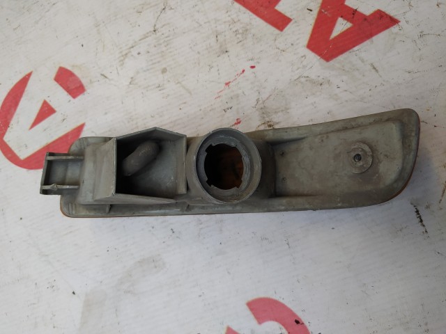 Повторитель в бампер TOYOTA Sprinter 