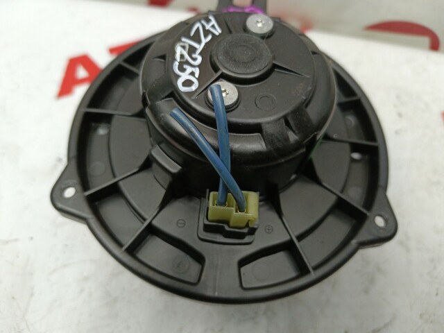 Моторчик печки TOYOTA Avensis 