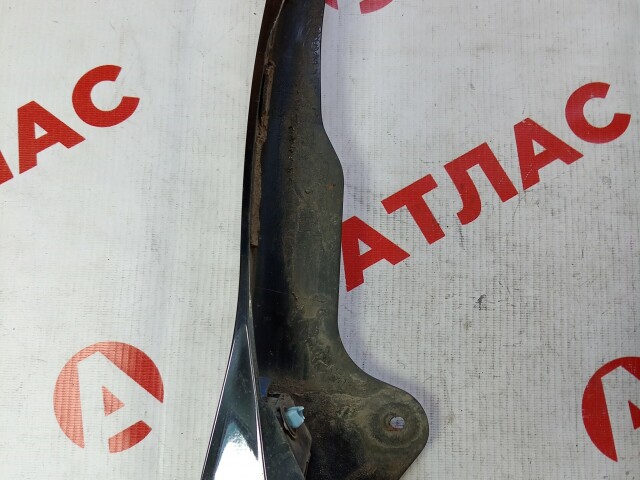 Накладка на крыло TOYOTA Estima 