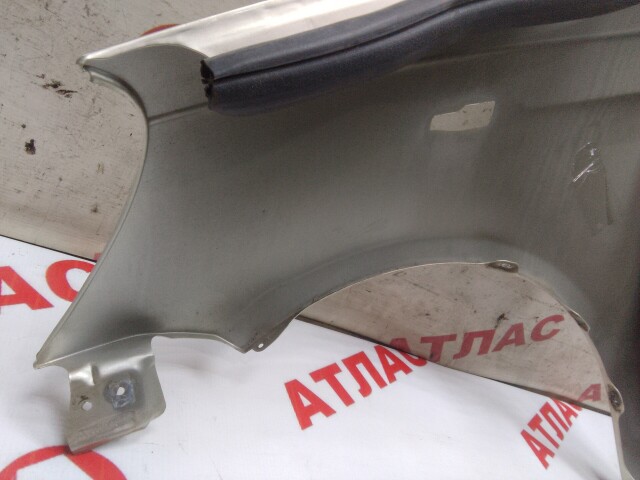 Крыло TOYOTA Vitz 
