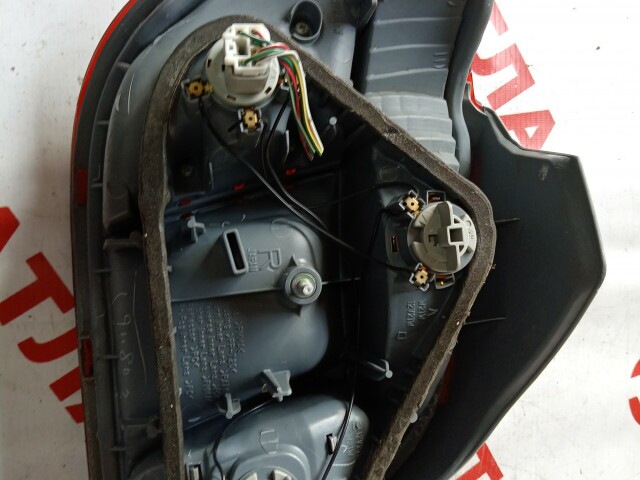 Стоп TOYOTA Vitz 