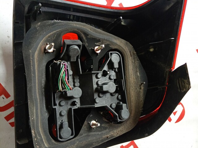 Стоп TOYOTA Avensis 