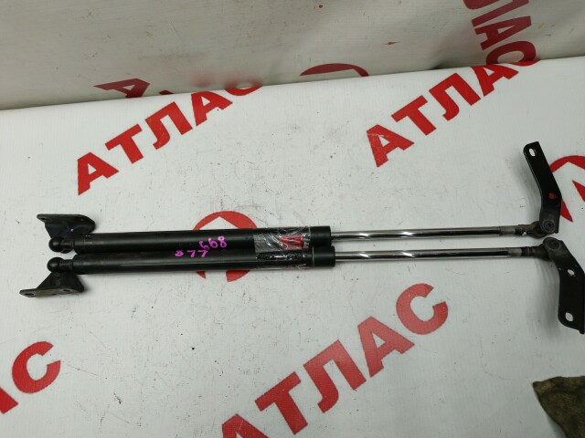 Амортизатор багажника TOYOTA Estima 