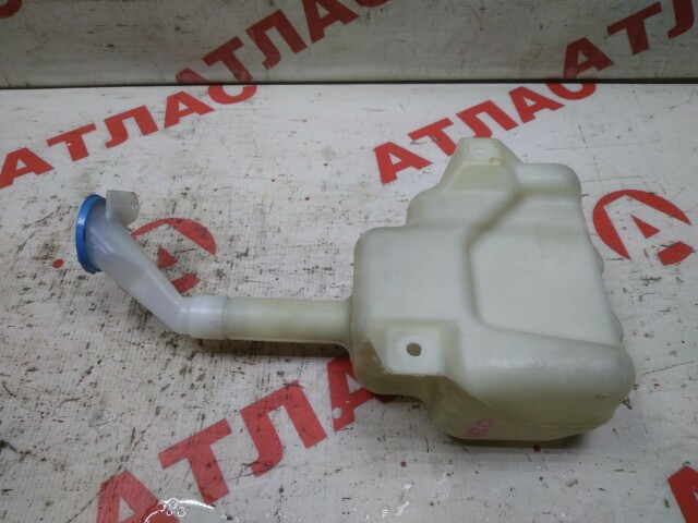 Бачок омывателя HONDA Accord 