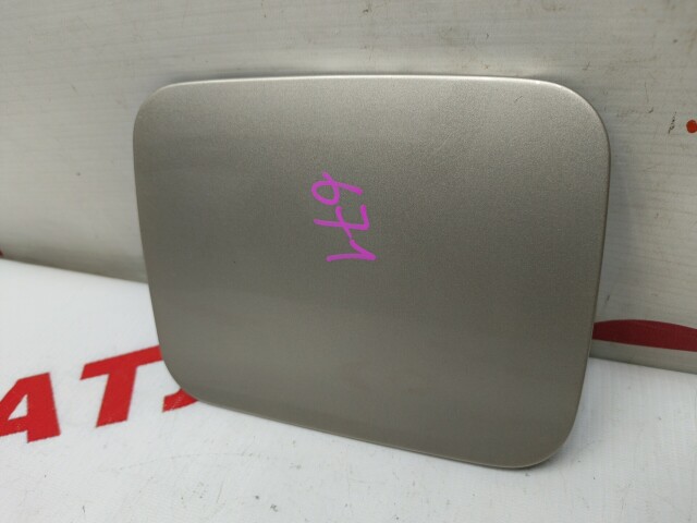 Лючок бензобака TOYOTA Platz 