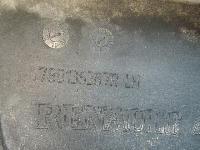 Брызговик RENAULT Duster 