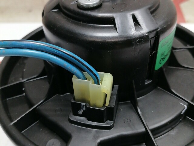 Моторчик печки TOYOTA Avensis 