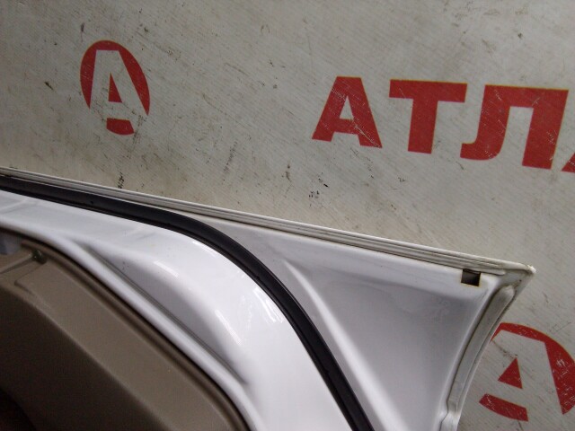 Дверь NISSAN Sunny 