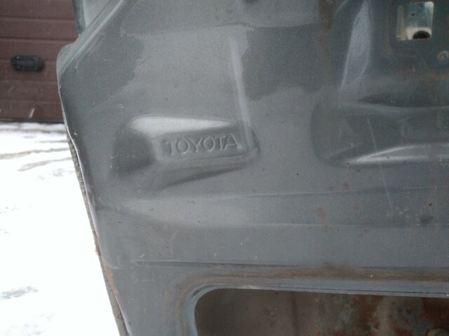 Крыло заднее TOYOTA Corolla 