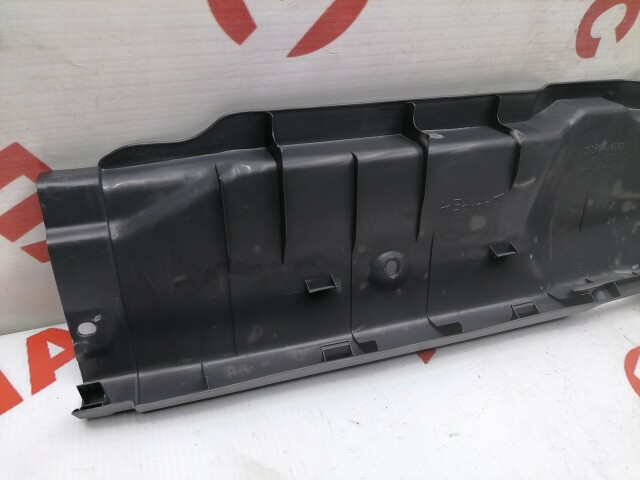 Накладка замка багажника TOYOTA Corolla 