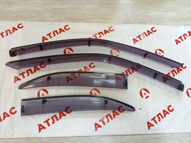 Ветровик NISSAN Sunny 