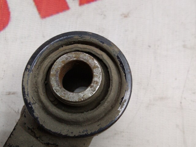 Рычаг TOYOTA RAV4 