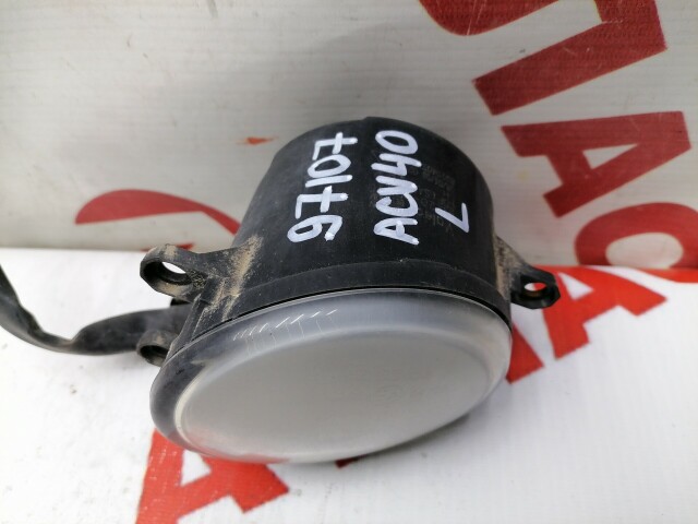 Туманка TOYOTA Camry 