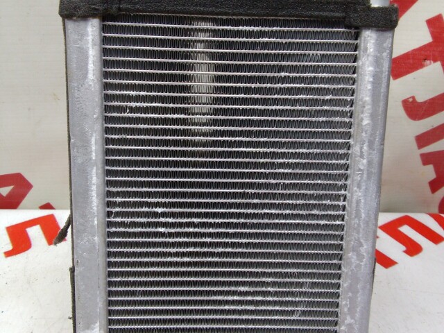 Радиатор печки TOYOTA Ist 