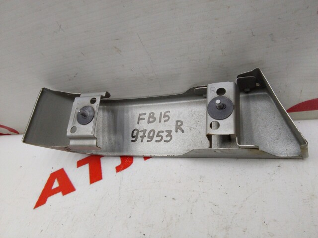 Планка под стоп NISSAN Sunny 