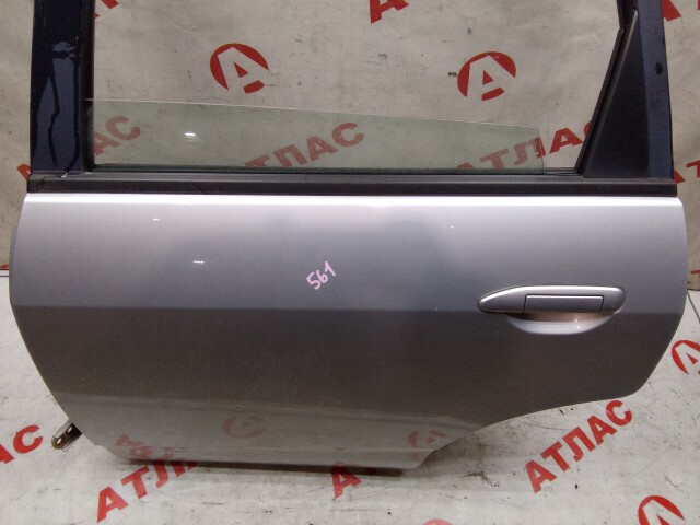 Дверь NISSAN Wingroad 