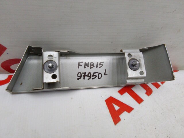 Планка под стоп NISSAN Sunny 