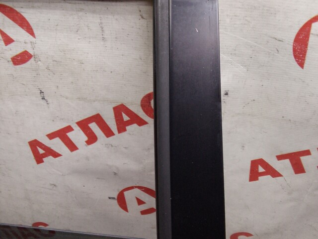 Дверь TOYOTA Ist 