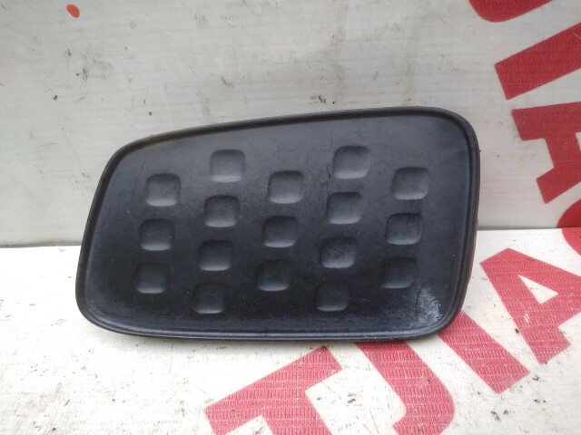 Заглушка в бампер TOYOTA Corolla Fielder 