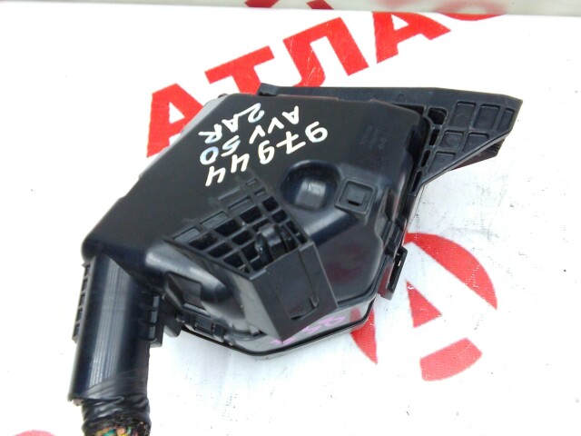 Блок предохранителей TOYOTA Camry 2AR-FXE