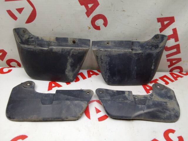 Брызговик RENAULT Sandero Stepway 