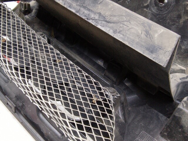 Решетка радиатора RENAULT Duster 