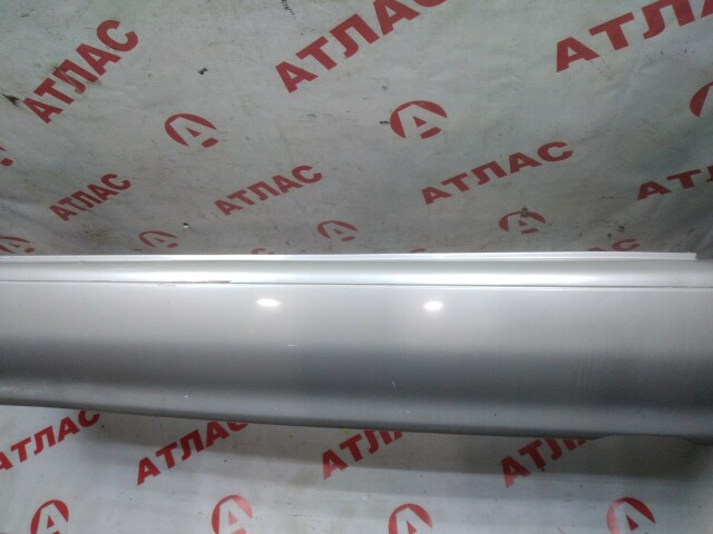 Бампер задний TOYOTA Corolla 